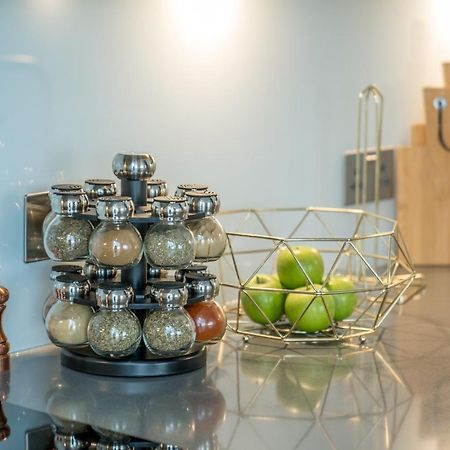 לונדון Luxurious Spacious 2Bed Suites Skyline River Views By Canary Wharf מראה חיצוני תמונה
