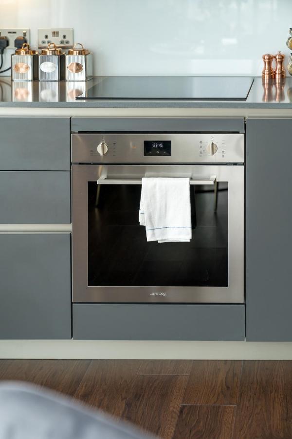 לונדון Luxurious Spacious 2Bed Suites Skyline River Views By Canary Wharf מראה חיצוני תמונה
