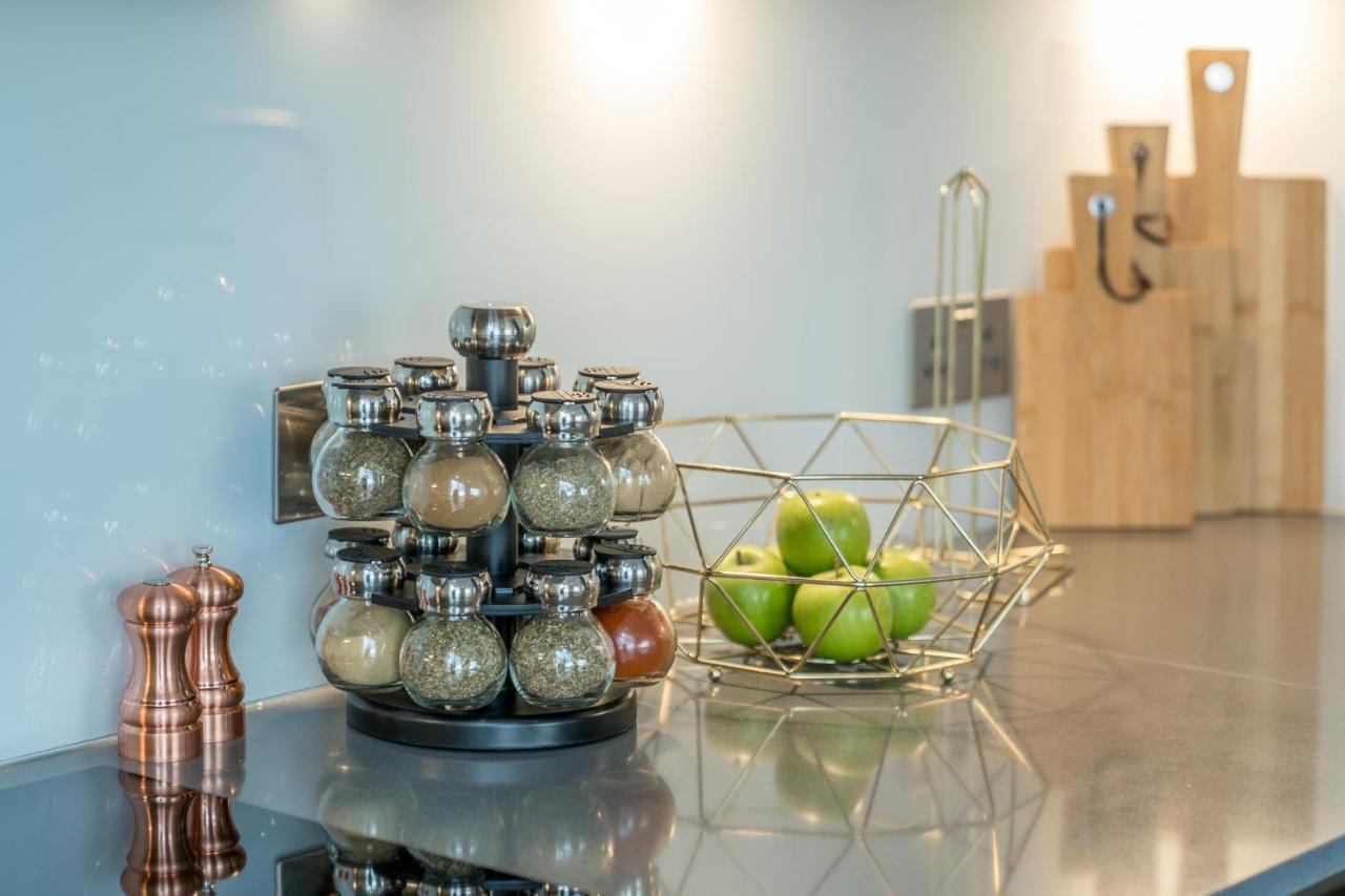 לונדון Luxurious Spacious 2Bed Suites Skyline River Views By Canary Wharf מראה חיצוני תמונה