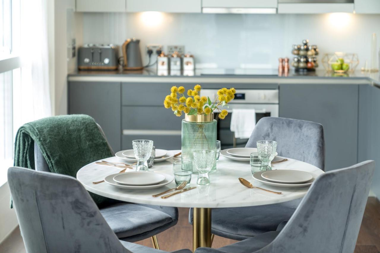 לונדון Luxurious Spacious 2Bed Suites Skyline River Views By Canary Wharf מראה חיצוני תמונה